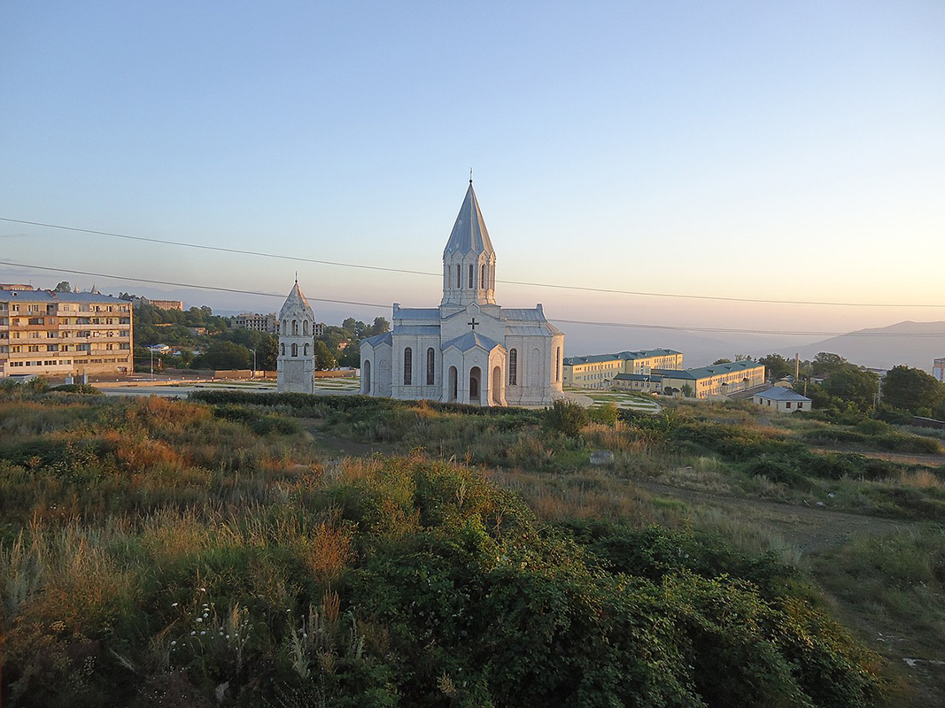 Cathédrale Ghazanchetsots à Chouchi, Artsakh