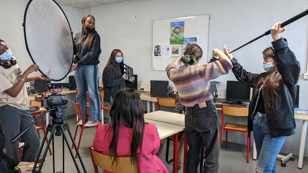 © Polly Maggoo - Chakib Khenafra / Lycée Marie Curie